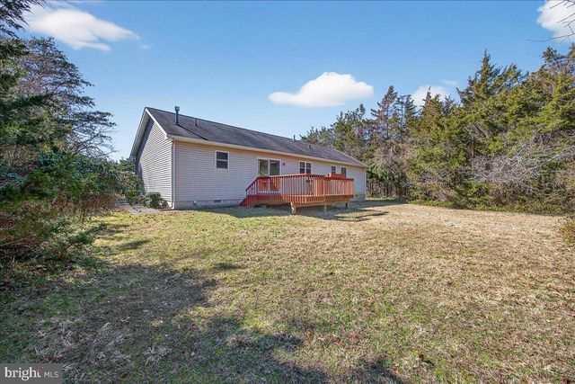 8 MEADOWS EDGE DR, Cape May Court House, NJ 08210