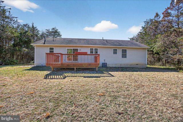 8 MEADOWS EDGE DR, Cape May Court House, NJ 08210