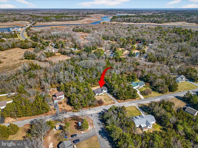 8 MEADOWS EDGE DR, Cape May Court House, NJ 08210