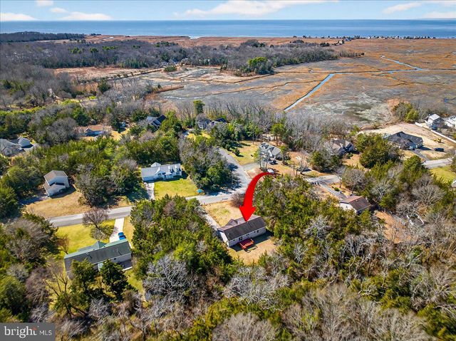 8 MEADOWS EDGE DR, Cape May Court House, NJ 08210