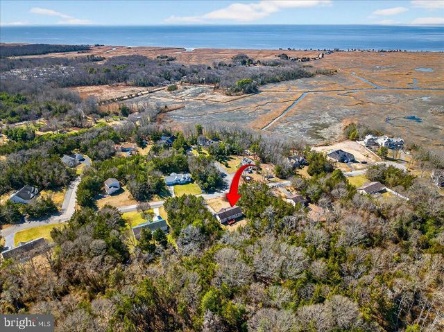 8 MEADOWS EDGE DR, Cape May Court House, NJ 08210