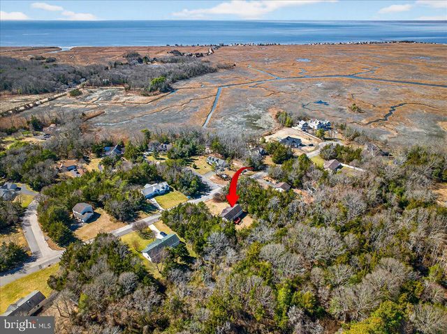 8 MEADOWS EDGE DR, Cape May Court House, NJ 08210