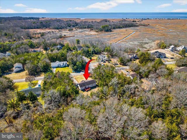 8 MEADOWS EDGE DR, Cape May Court House, NJ 08210