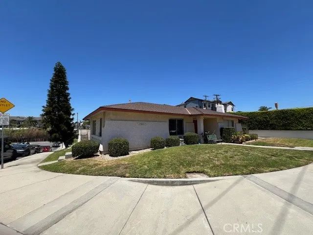 7891 Ellis Avenue, Huntington Beach, CA 92648