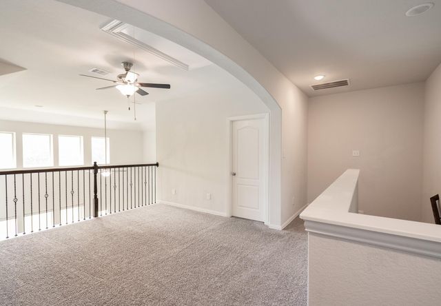 1300 Bowen Drive, League City, TX 77573