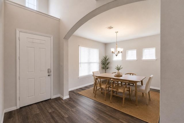 1300 Bowen Drive, League City, TX 77573