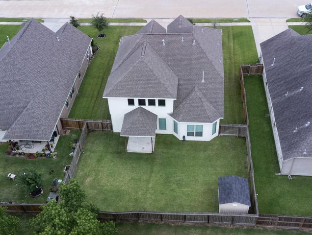 1300 Bowen Drive, League City, TX 77573