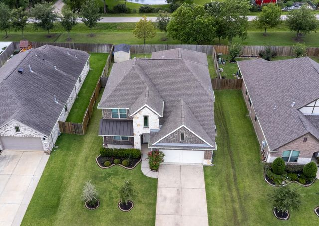 1300 Bowen Drive, League City, TX 77573
