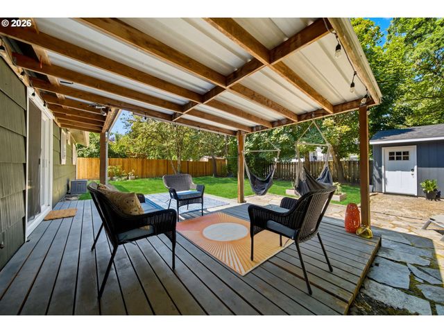 11555 Sw 11TH St, Beaverton, OR 97005