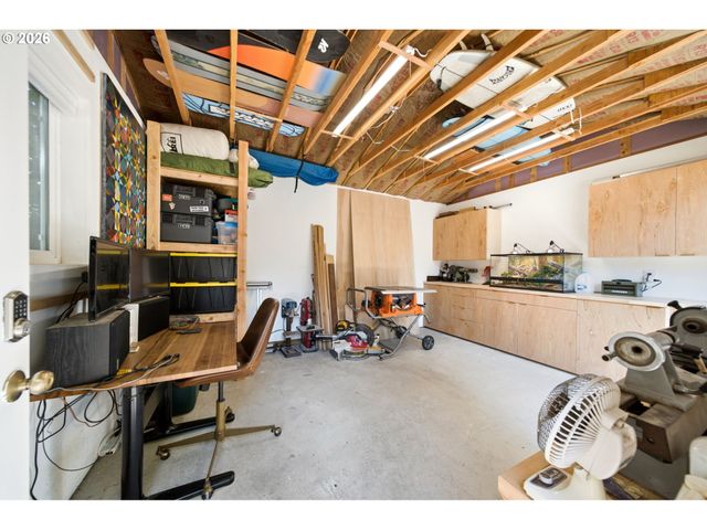 11555 Sw 11TH St, Beaverton, OR 97005
