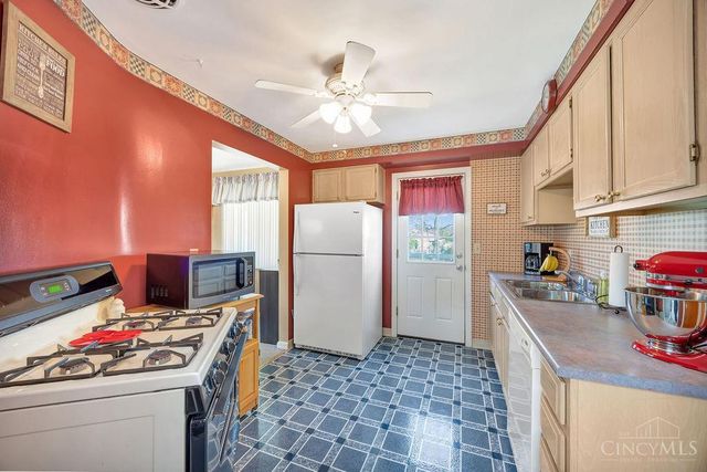 3252 Floridale Lane, Cincinnati, OH 45239