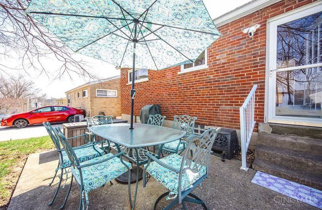 3252 Floridale Lane, Cincinnati, OH 45239