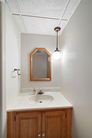 1714 Earthstone Drive 28, Valparaiso, IN 46383