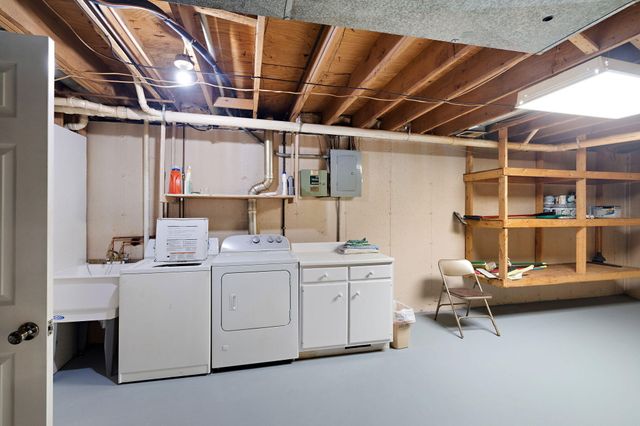 1714 Earthstone Drive 28, Valparaiso, IN 46383