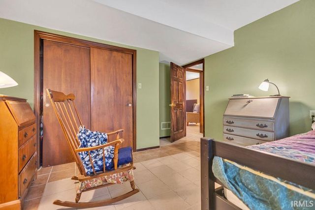 4425 E Cambridge Court, Bloomington, IN 47408