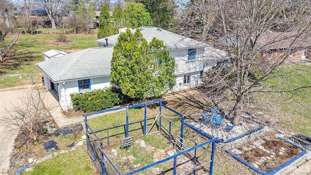 4425 E Cambridge Court, Bloomington, IN 47408