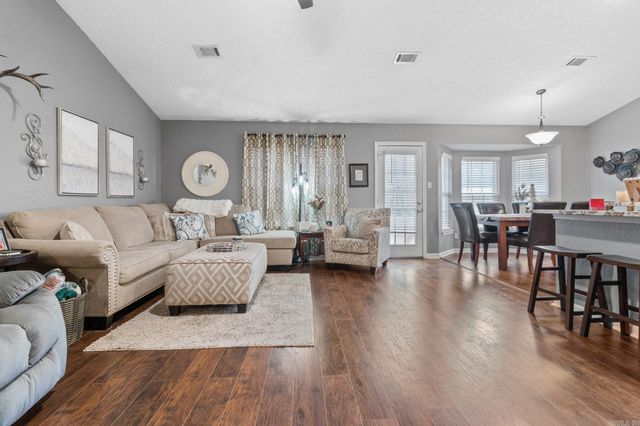 32 Brenda Drive, Sheridan, AR 72150