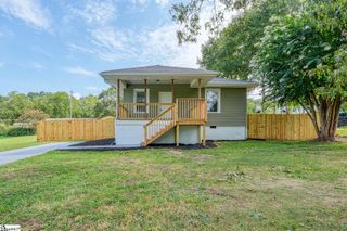 121 Beth Street, Greer, SC 29651