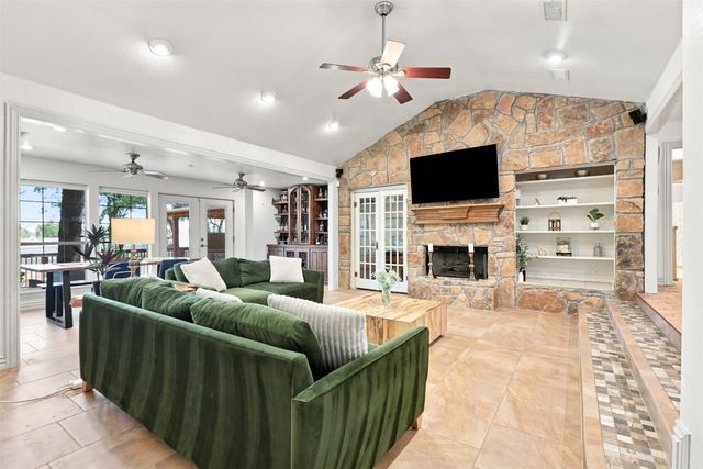 284 Shoreline Drive N, Azle, TX 76020