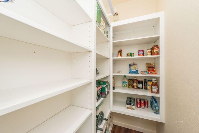 220 Fairway Drive, Weaverville, CA 96093