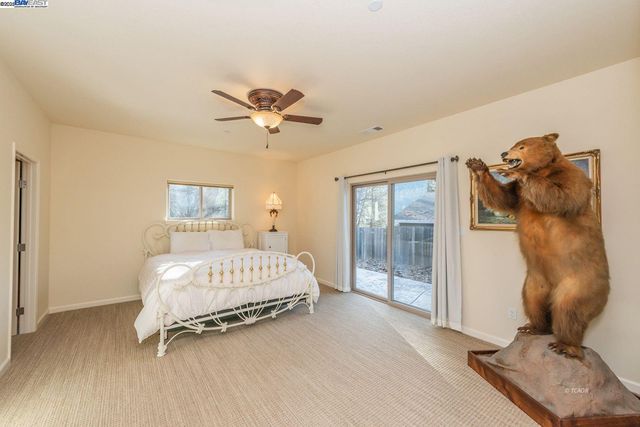 220 Fairway Drive, Weaverville, CA 96093