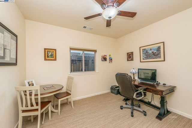 220 Fairway Drive, Weaverville, CA 96093