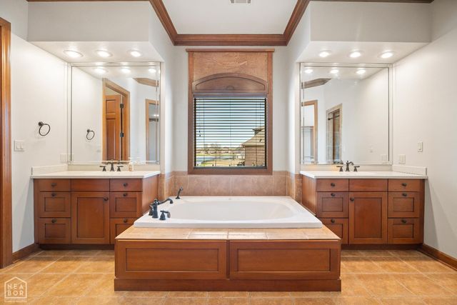 3105 Southern Hills Lane, Jonesboro, AR 72405