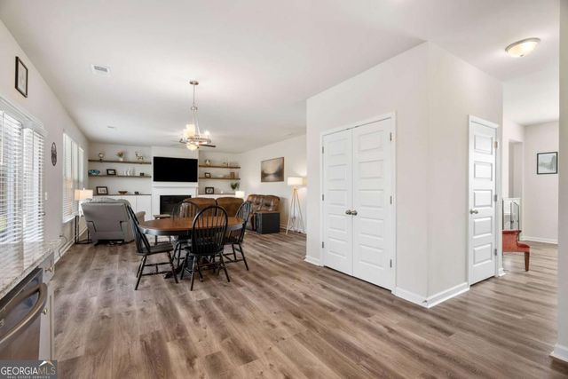 113 Mcginnis Circle, Calhoun, GA 30701