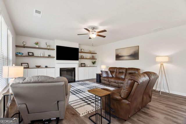 113 Mcginnis Circle, Calhoun, GA 30701