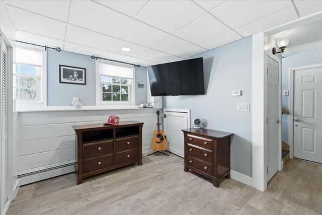 29 Marion Street, Goffstown, NH 03045