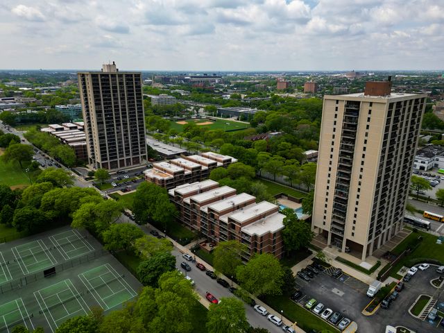 2901 S Michigan Avenue 903, Chicago, IL 60616