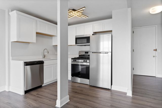 2901 S Michigan Avenue 903, Chicago, IL 60616