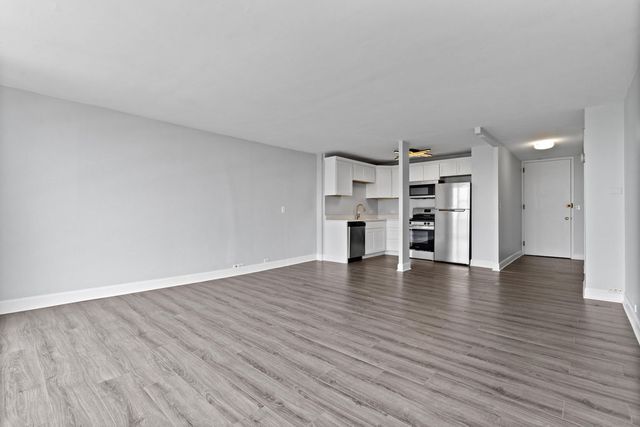 2901 S Michigan Avenue 903, Chicago, IL 60616