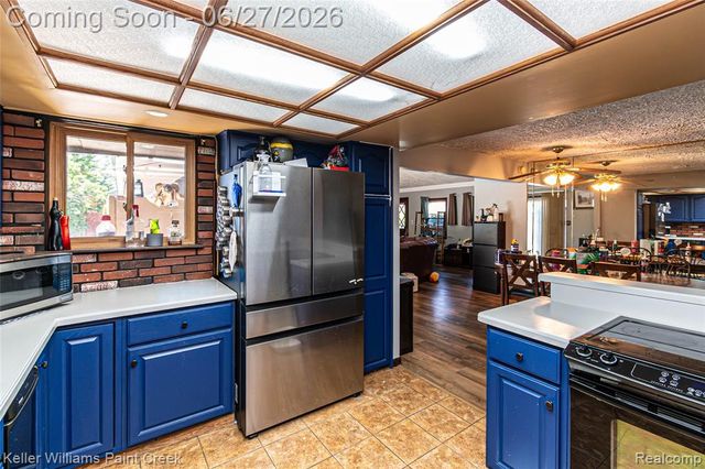 20510 Luna Street, Clinton Township, MI 48035