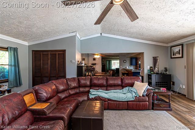20510 Luna Street, Clinton Township, MI 48035