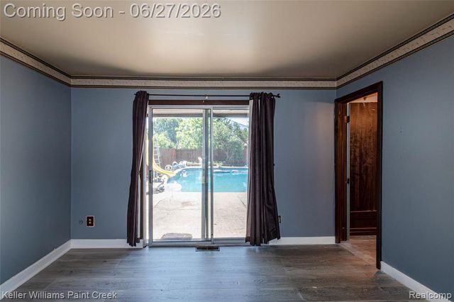 20510 Luna Street, Clinton Township, MI 48035