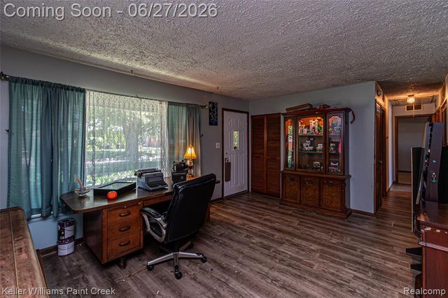 20510 Luna Street, Clinton Township, MI 48035