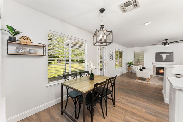 735 King Way, Folsom, CA 95630