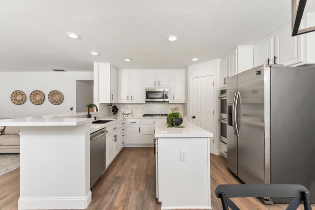 735 King Way, Folsom, CA 95630