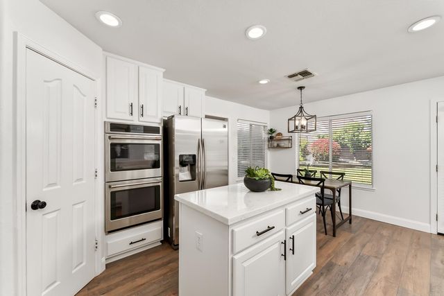 735 King Way, Folsom, CA 95630