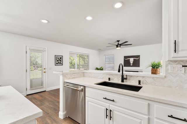 735 King Way, Folsom, CA 95630