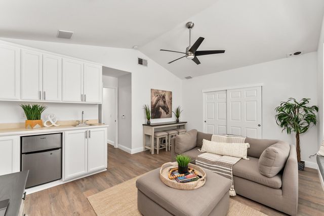 735 King Way, Folsom, CA 95630