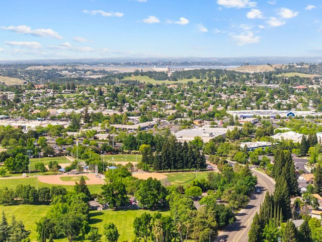 735 King Way, Folsom, CA 95630