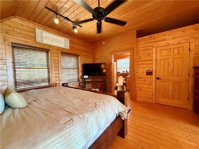 217 Fairview Drive, Traphill, NC 28685