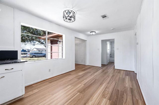 3311 County Road 890, Alvin, TX 77511