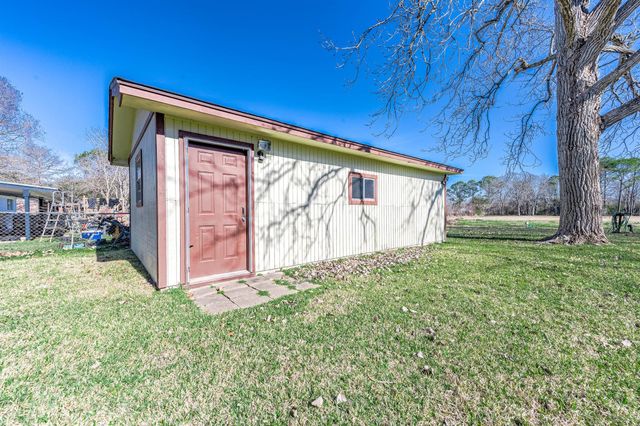 3311 County Road 890, Alvin, TX 77511