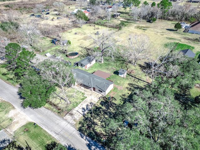3311 County Road 890, Alvin, TX 77511