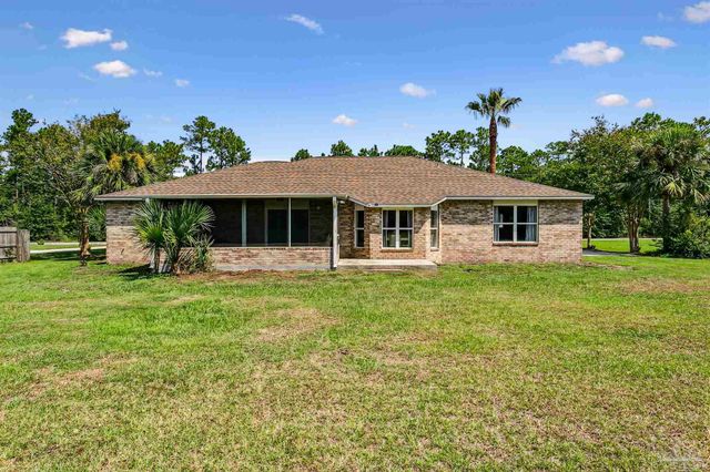 5759 Michael Dr, Milton, FL 32583