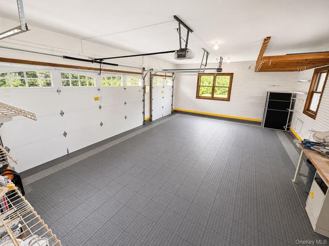 38 The Helm, East Islip, NY 11730
