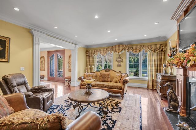 109 Wheatley Road, Brookville, NY 11545